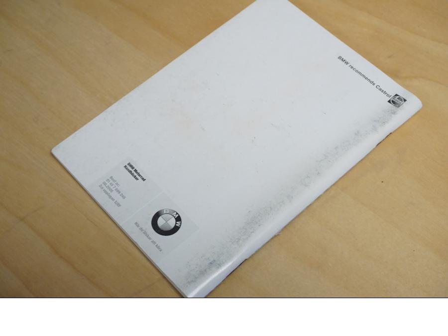 Höger sida på Instruktionsbok från en BMW K 1200 LT -2006 motorcykel.