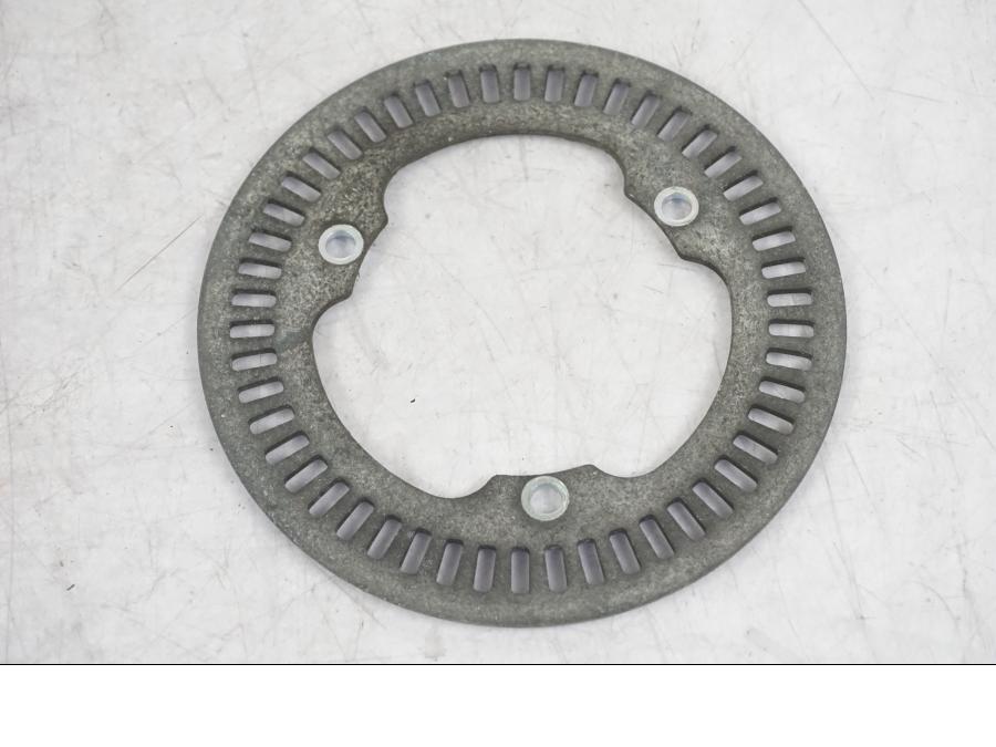 Framsidan på ABS krans från en Suzuki GSF 1250 -2010 motorcykel.