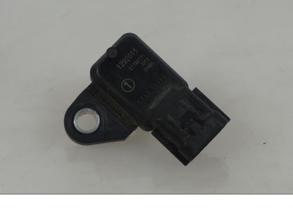 Framsidan på Mapsensor från en Triumph Daytona 675 -2008 motorcykel.