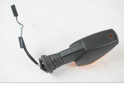 Vänster sida på Blinkers från en Suzuki SV 650 S -2005 motorcykel.