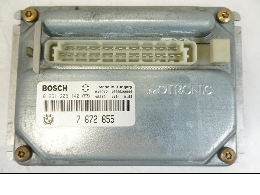 Framsidan på Styrbox Motronic från en BMW K 1200 LT -2004 motorcykel.