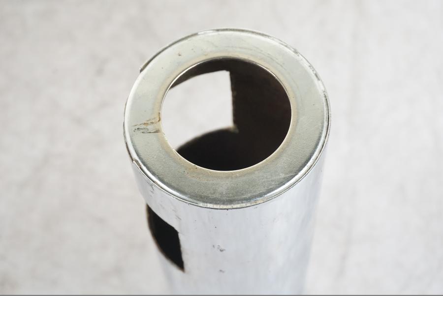 Extrabild2 på Gaffeldekorrör från en Kawasaki VN 1500 -1996 motorcykel.