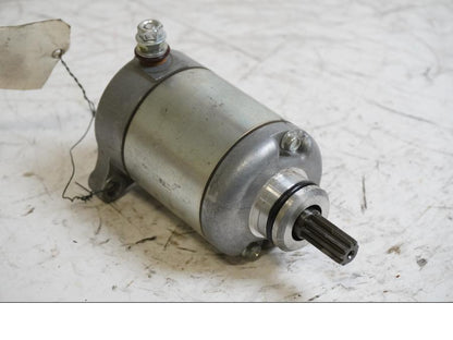 Framsidan på Startmotor från en Kawasaki ZZ-R 1400 -2010 motorcykel.