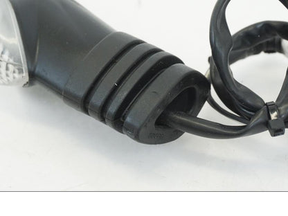 Vänster sida på Blinkers LED från en Ducati Streetfighter V4 -2020 motorcykel.