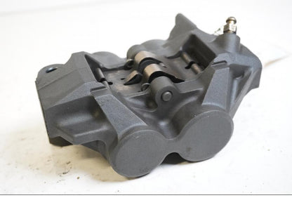 Baksidan på Bromsok från en Yamaha MT-01 -2005 motorcykel.