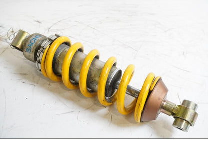 Framsidan på Stötdämpare från en Cagiva Raptor 1000 -2002 motorcykel.