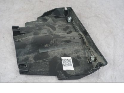 Höger sida på Plast från en KTM 1290 Super Adventure S -2022 motorcykel.