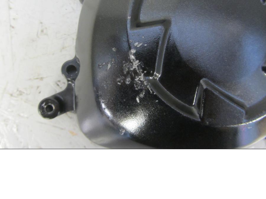 Baksidan på Generatorkåpa från en Kawasaki Z 1000 -2013 motorcykel.