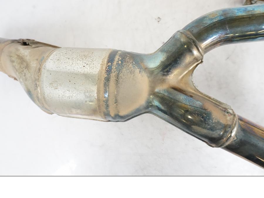 Baksidan på Grenrör från en BMW R 1250 GS -2019 motorcykel.