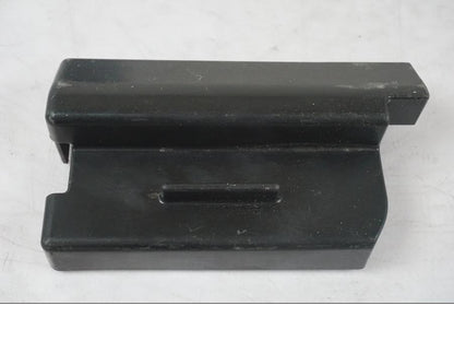 Snett uppifrån på Batterihållare från en Kawasaki ZZ-R 1400 -2009 motorcykel.