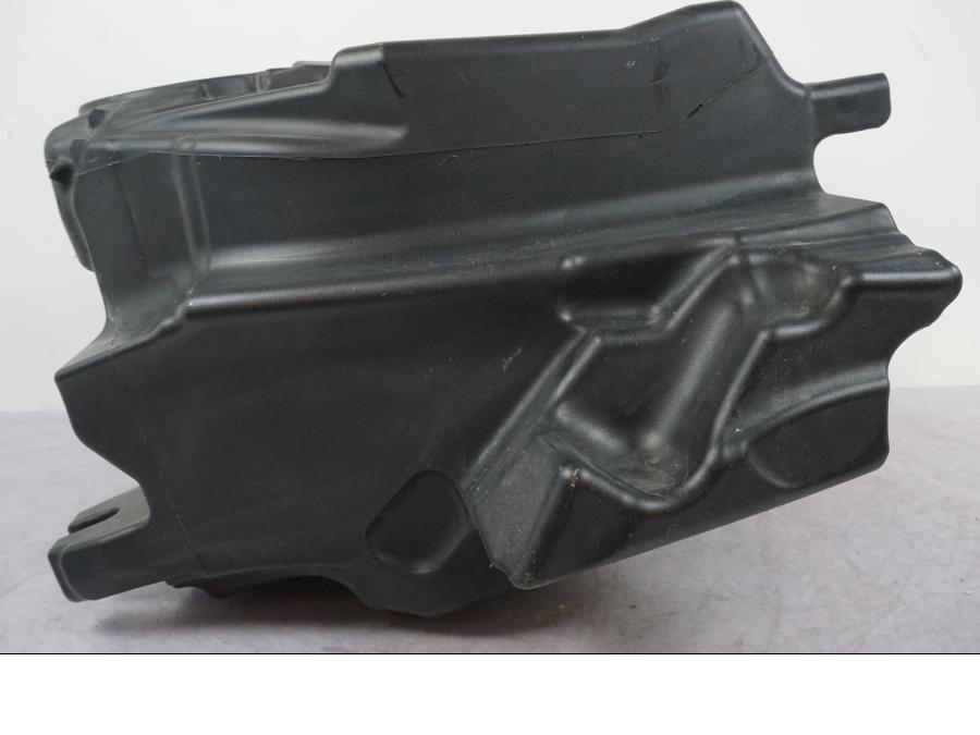 Extrabild1 på Bensintank från en BMW K 1600 GTL -2015 motorcykel.