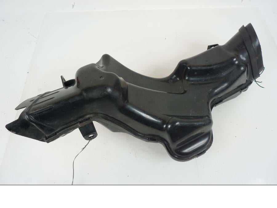 Vänster sida på Luftrör från en Suzuki GSX-R 1000 -2007 motorcykel.