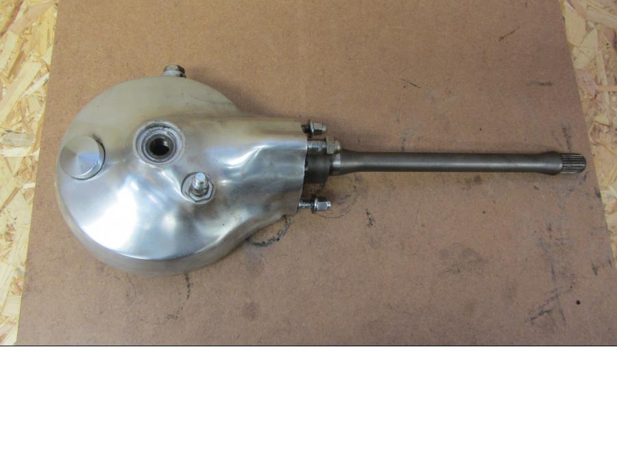 Framsidan på Slutväxel från en Suzuki VS 1400 -1993 motorcykel.