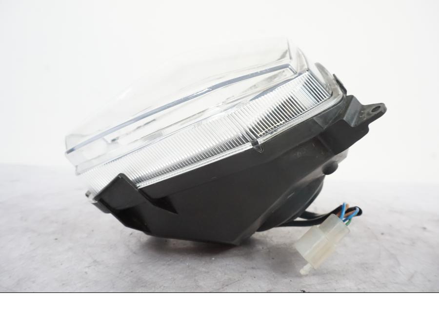 Snett uppifrån på Strålkastare från en KTM 690 SMCR -2016 motorcykel.