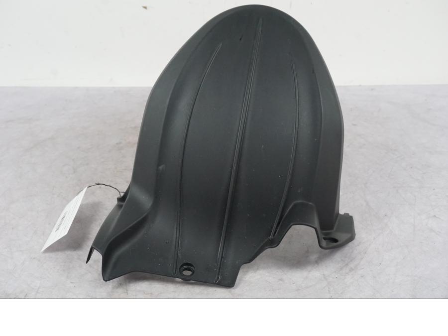 Framsidan på Svingskärm från en Ducati Multistrada V4 -2024 motorcykel.