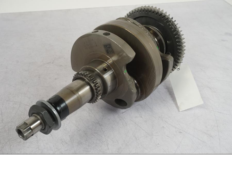 Snett uppifrån på Vevaxel från en BMW R 1250 GS -2023 motorcykel.