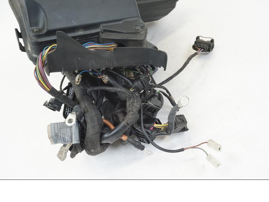 Extrabild2 på Kabelstam från en BMW K 1200 LT -2004 motorcykel.