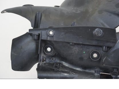 Extrabild4 på Värmeskydd från en Ducati Streetfighter V4 -2020 motorcykel.