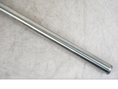 Vänster sida på Gaffelben från en Suzuki K50 -1980 motorcykel.