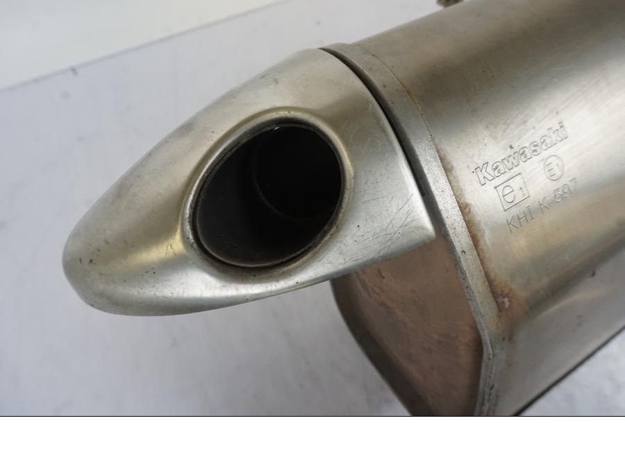 Extrabild3 på Ljuddämpare från en Kawasaki ER-6F -2010 motorcykel.