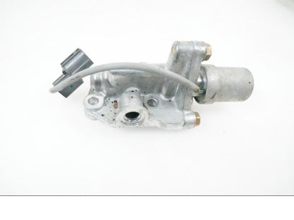 Baksidan på Kamaxel från en Honda VFR 800 -2005 motorcykel.