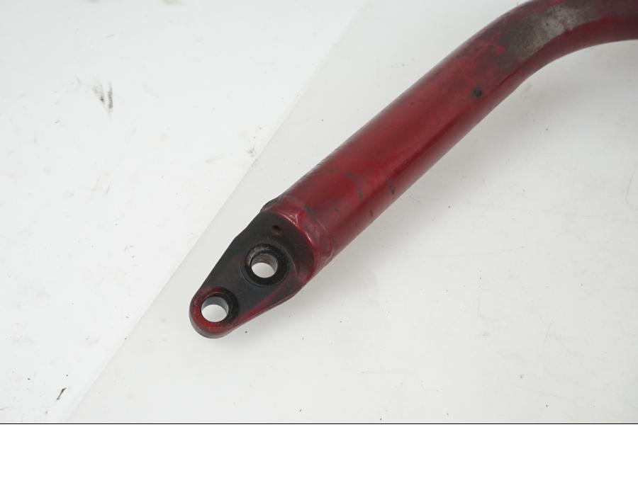 Baksidan på Ramdel från en Yamaha XJ 900 S -1997 motorcykel.