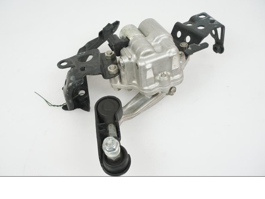 Höger sida på Styrdämpare från en Honda CBR 1000 RR -2010 motorcykel.