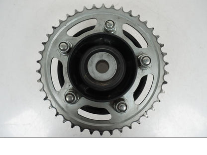 Framsidan på Drevfäste från en Honda CB 650 F Hornet -2017 motorcykel.