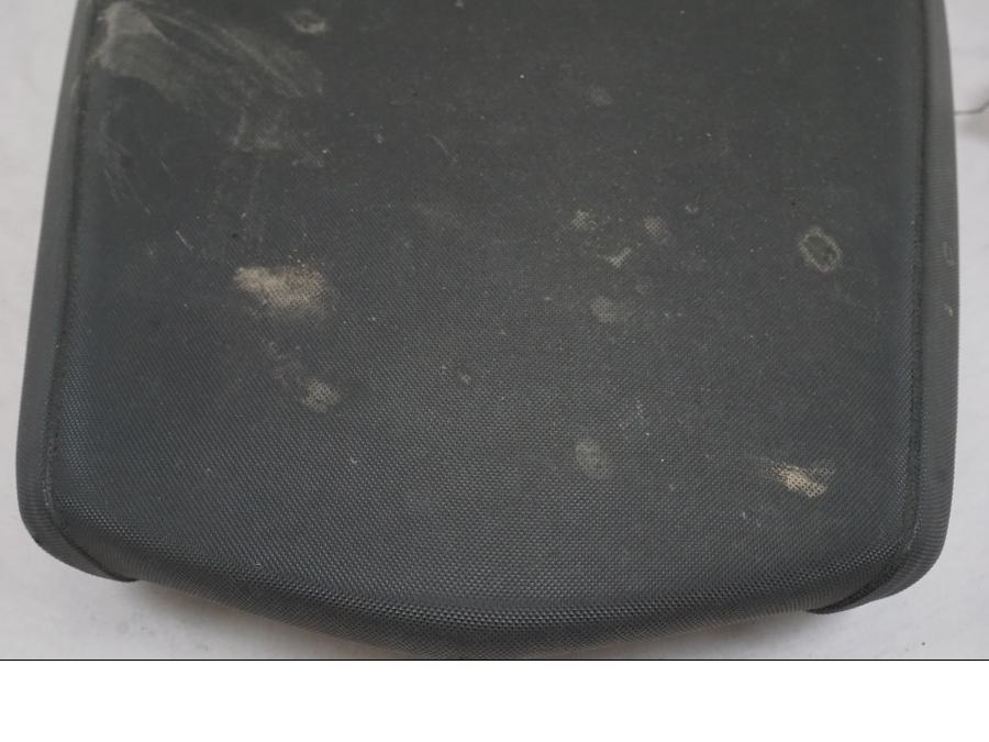 Snett uppifrån på Sadel från en BMW F 800 GS -2008 motorcykel.