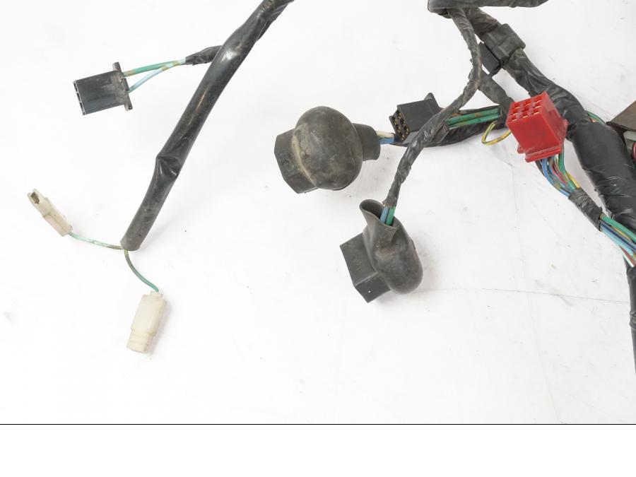 Höger sida på Kabelstam från en Honda CBR 1000 F -1999 motorcykel.