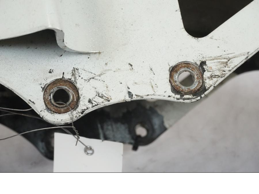 Extrabild2 på Framskärm från en Suzuki GSX 550 EF -1985 motorcykel.