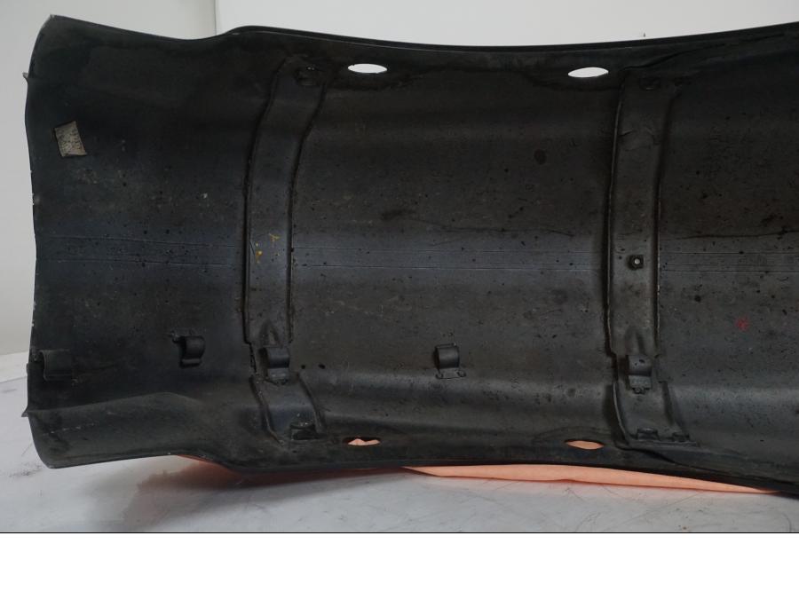 Extrabild4 på <p>Bakskärm till Triumph Rocket III Touring.</p>

<p>En mindre repa finns se bild.</p> motorcykel.