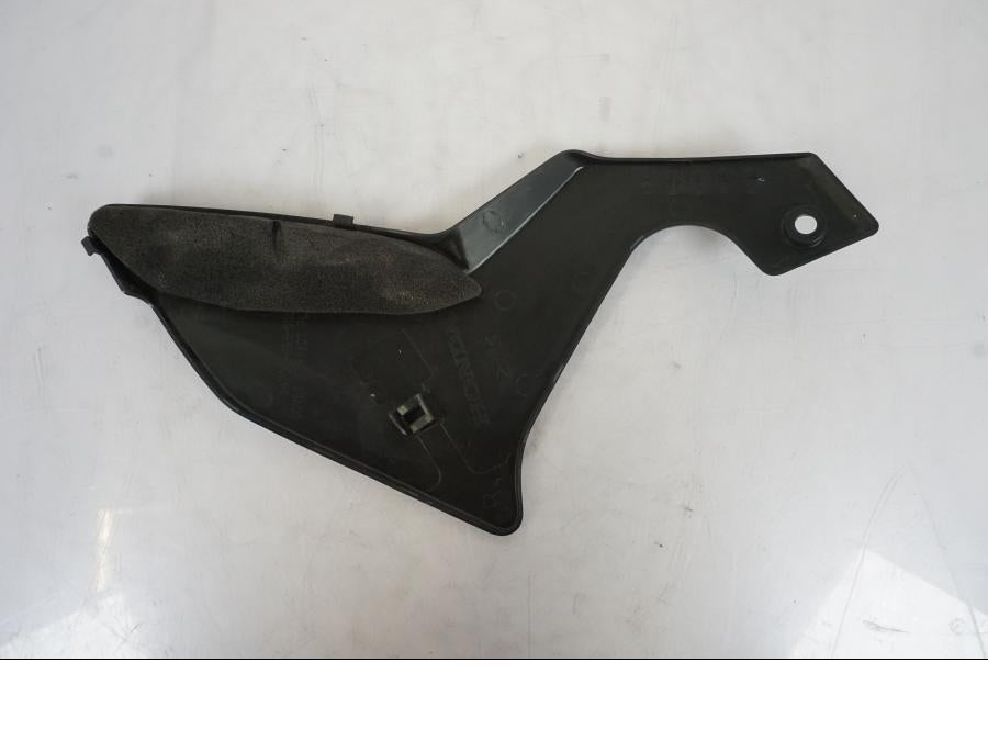 Vänster sida på Ramskydd från en Honda VFR 1200 -2010 motorcykel.