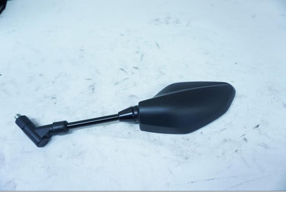 Baksidan på Backspegel från en Yamaha MT 125 -2020 motorcykel.