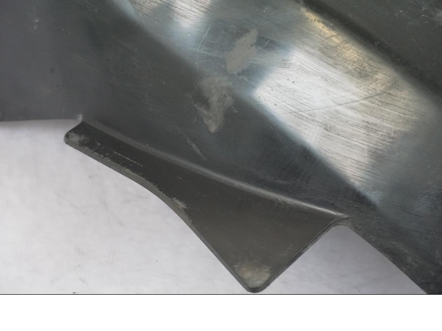 Snett uppifrån på Undertail från en Suzuki GSX 550 EF -1985 motorcykel.