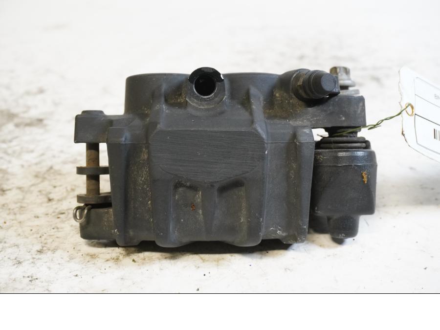 Baksidan på Bromsok från en BMW F 800 GS -2009 motorcykel.