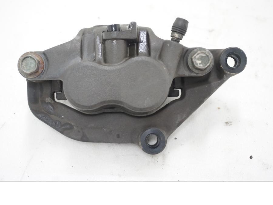 Framsidan på Bromsok från en Yamaha MT-03 -2007 motorcykel.