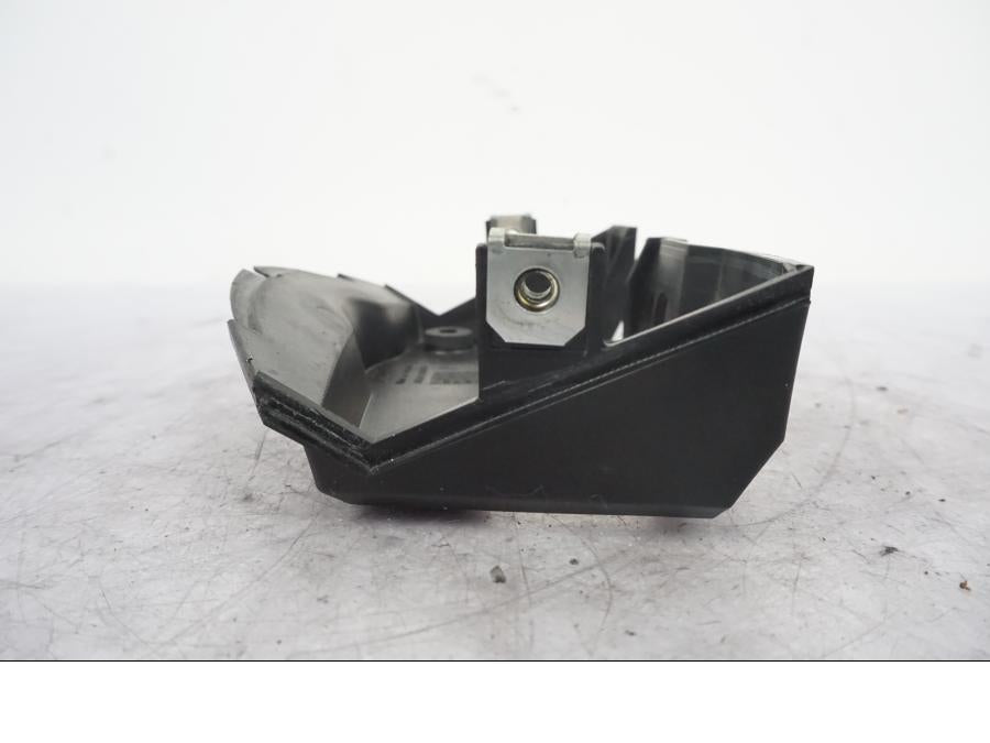 Snett uppifrån på Instrumentfäste från en KTM 690 SMCR -2016 motorcykel.