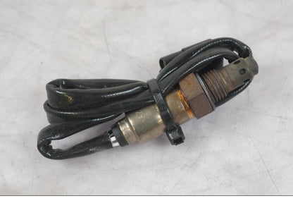 Framsidan på Lambdasond från en KTM 1290 Super Duke R -2022 motorcykel.