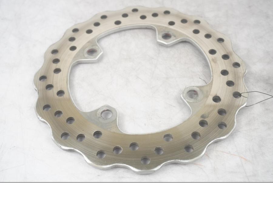 Framsidan på Bromsskiva från en Kawasaki ZX-10R -2008 motorcykel.