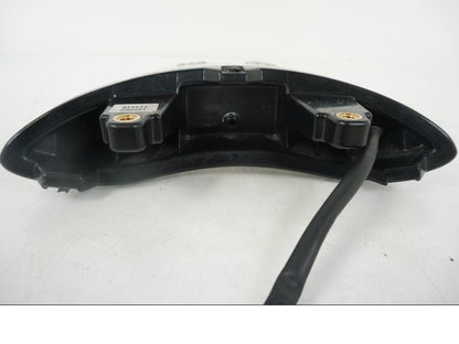 Vänster sida på Baklampa från en Triumph Speed Triple -2009 motorcykel.