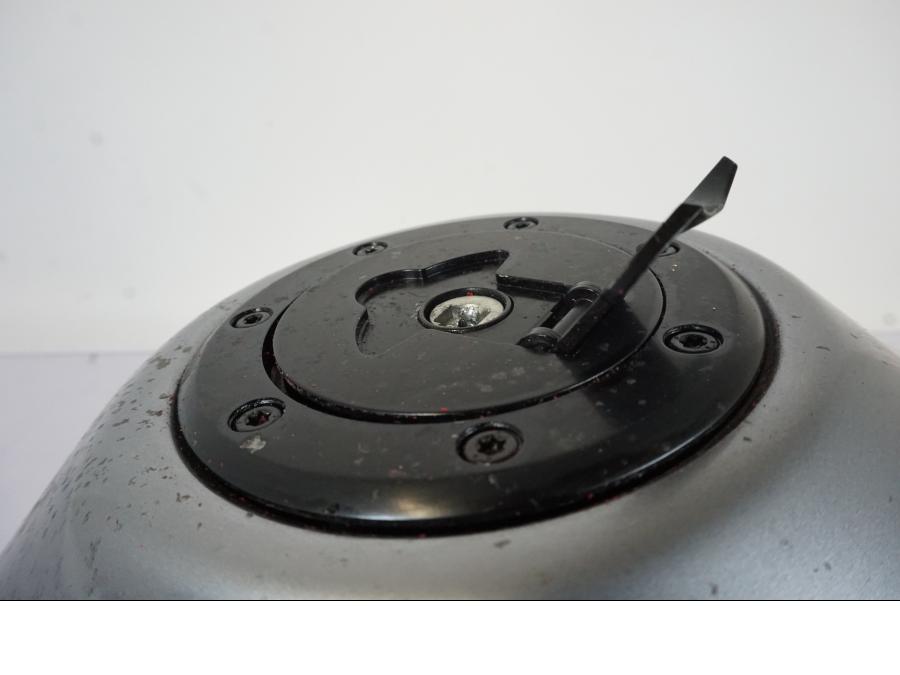 Extrabild4 på Bensintank från en KTM 790 Duke -2019 motorcykel.