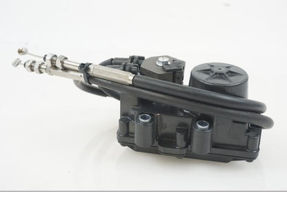 Extrabild1 på Avgasspjällmotor från en KTM 1290 Super Duke R -2022 motorcykel.