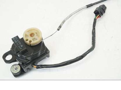 Baksidan på Avgasspjällmotor från en Ducati Hyperstrada -2013 motorcykel.