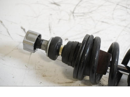 Baksidan på Stötdämpare från en BMW R 1100 S -2003 motorcykel.