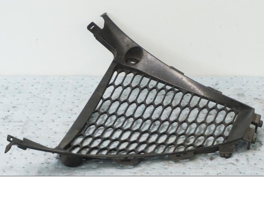 Vänster sida på Trekanten från en Suzuki GSX-R 1000 -2008 motorcykel.