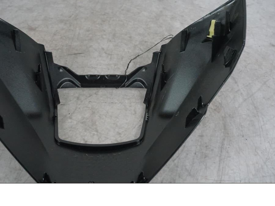 Extrabild1 på Strålkastarkåpa från en Yamaha MT-09 -2024 motorcykel.