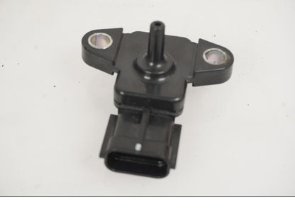 Baksidan på Mapsensor från en Yamaha YZF R6 -2006 motorcykel.