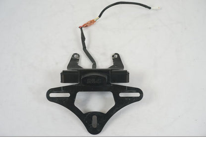 Framsidan på Skylthållare från en KTM 1290 Super Duke R -2018 motorcykel.