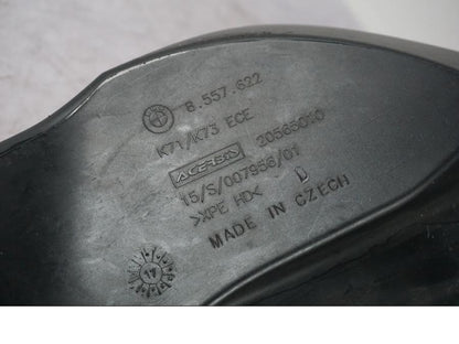 Snett uppifrån på Bensintank från en BMW F 800 R -2018 motorcykel.